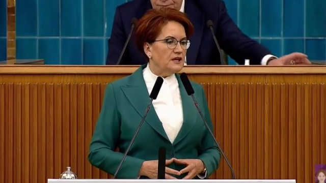 Siz kim bizi suçlamak kim?