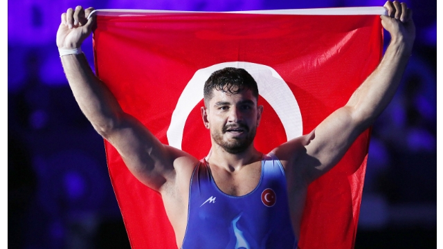 Taha Akgül Dünya Şampiyonu