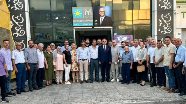 İYİ Parti Aksu İlçe Teşkilatı göreve başladı