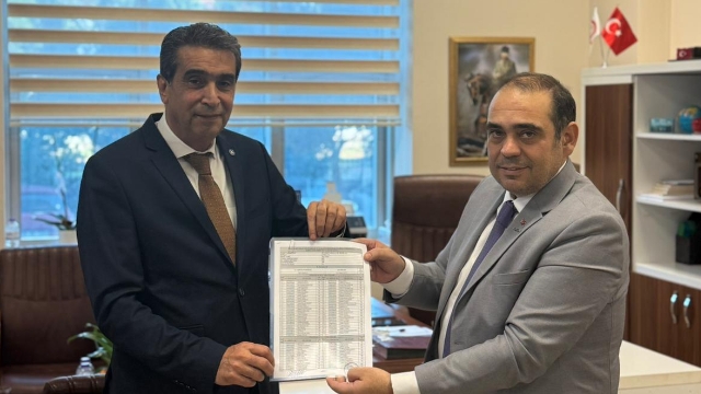 Ali Adnan Kaya mazbatasını aldı