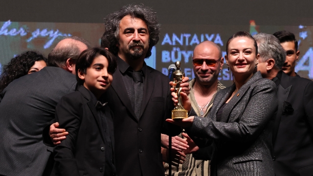 Altın Portakal ödülleri sahiplerini buldu