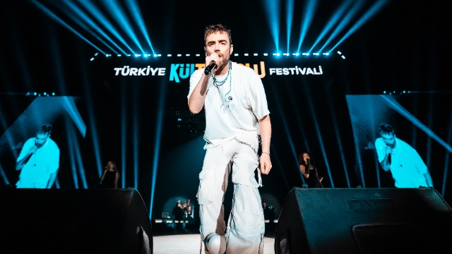 Antalya Murat Dalkılıç ile coştu