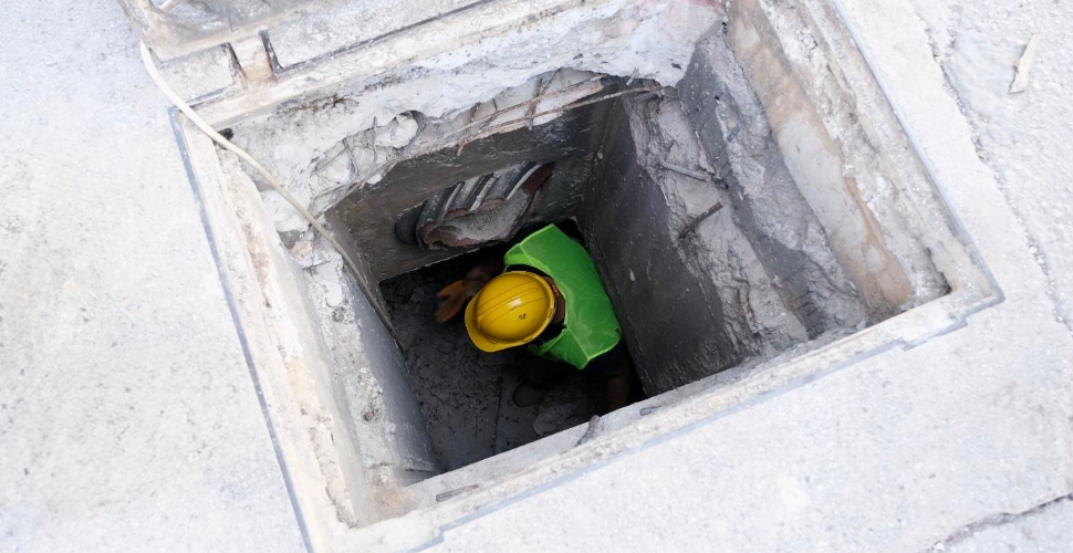 ASAT, Kepez’de yağmursuyu hatlarını temizliyor