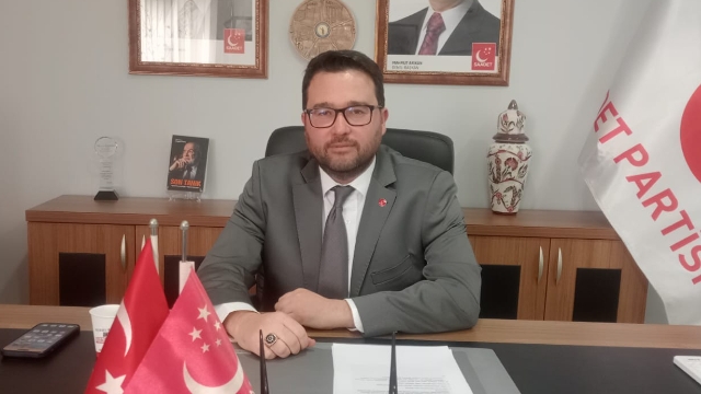 “Antalya 100 yıllık adil bir şehir planına muhtaç”