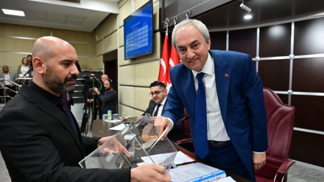 Kocagöz’den mecliste güçlü Türkiye vurgusu