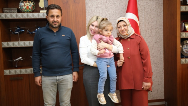 Mucize Bebek’ten doktoruna ziyaret