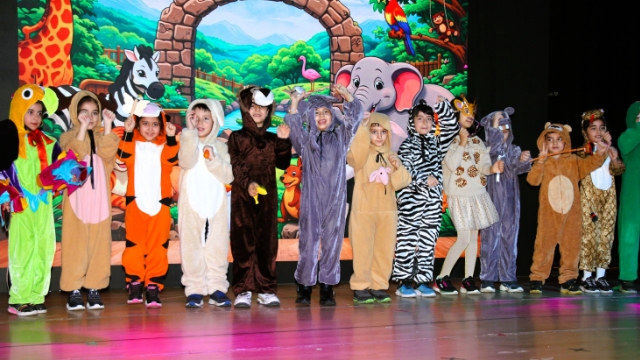 Envar Okulları’nın 30. yıl dil vizyonu sahnede