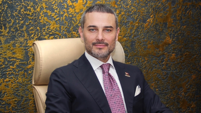 “Bayram, kardeşliğimizi ve dayanışmamızı yeniden hatırlama vaktidir”