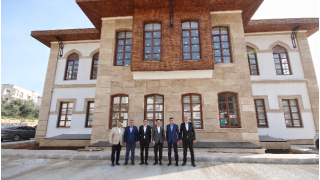 Kaş’a Modern Hükümet Konağı