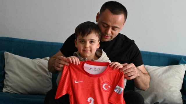 Kuzey'in hayali milli takımı tribünden izlemek