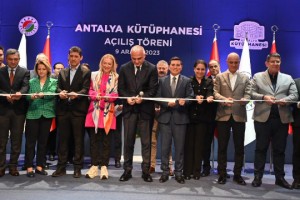 Akdeniz’in en büyüğü açıldı