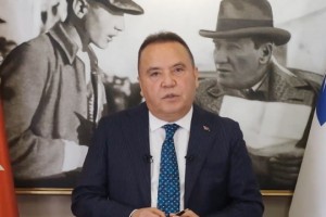 Muhittin Böcek gözaltına alındı