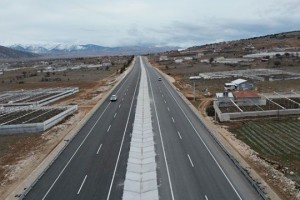 Elmalı-Finike arası 35 dakikaya düşecek