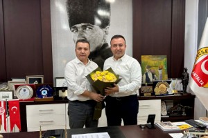 Niyazi Özçelik aday oldu
