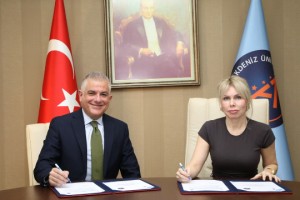 Akdeniz Üniversitesi Hastanesi’ne Anjiyografi Cihazı Bağışı