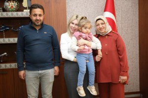 Mucize Bebek’ten doktoruna ziyaret
