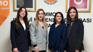 “8 Mart bir kutlamadan öte onurlu bir mücadeledir”