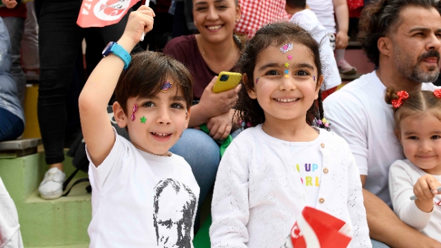 Muratpaşa’da 23 Nisan coşkusu