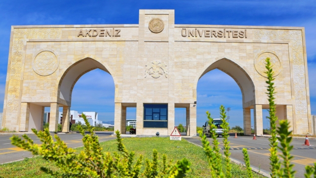 Akdeniz Üniversitesi ilk 40’a girdi