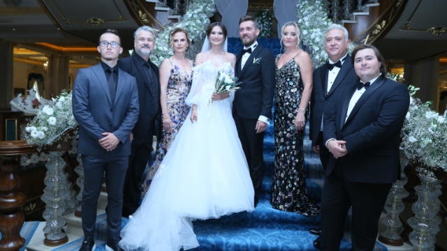 Arüv Ailesinin Mutlu Günü