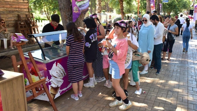 Dokumapark’ta Dondurma Şenliği