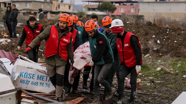 102 saatte mucize kurtuluş