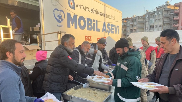 Hatay Çadırkent’te helva ikramı