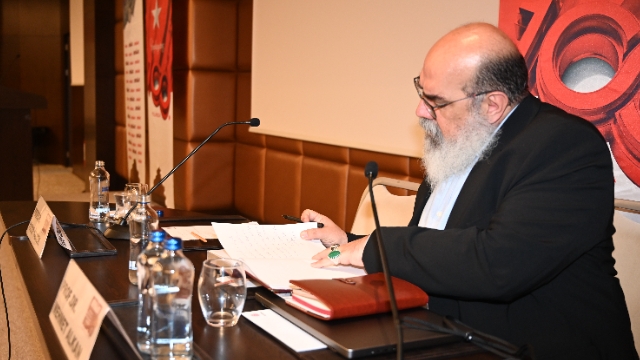 Alkan seçim tarihimizi anlattı