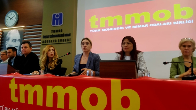 ‘Bakanlığın ısrarını anlayamıyoruz’