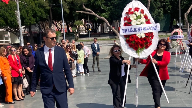 ‘Hemşirelerin sorunları çözülmeli’