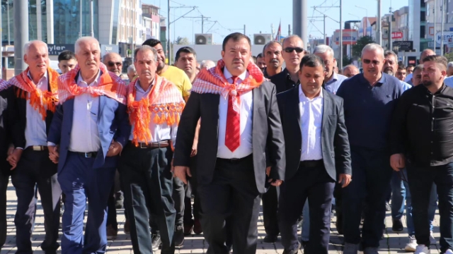 Rüştü Peker, Kepez’e aday