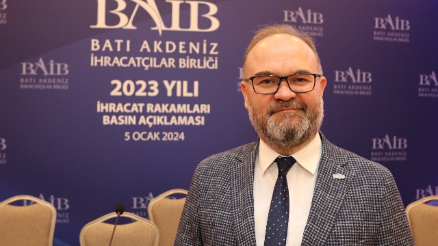 İhracat 1 milyar dolar düştü