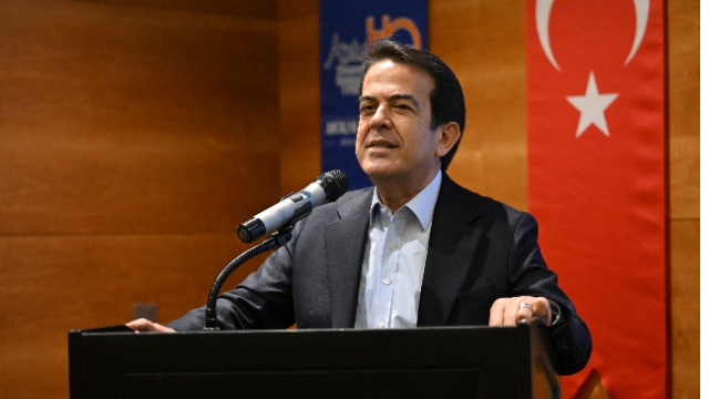 ‘Kimsenin gölgesine girmedik’