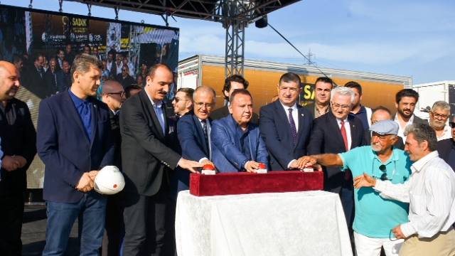 Akdeniz Sanayi Sitesi büyüyor