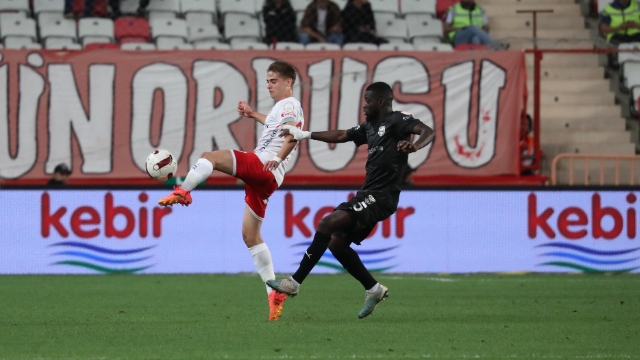 Antalyaspor:1 Pendikspor: 2