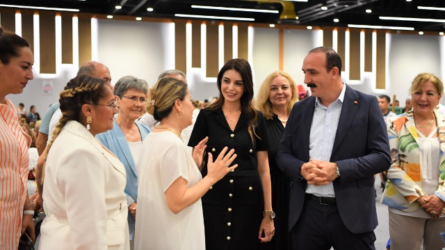 KONSEM’de defileli açılış