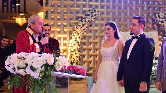 Çiçek ailesinin mutlu günü
