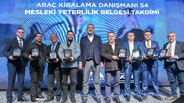 Rent A Car sahipleri belgelerini aldı