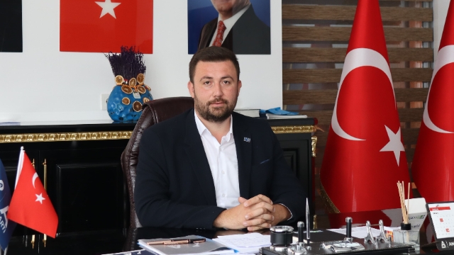 “Göstermelik Meclis Değil, Gerçek Referandum İstiyoruz!”