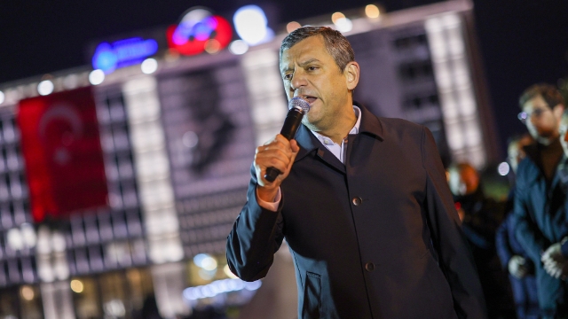 Özgür Özel Antalya'ya geliyor
