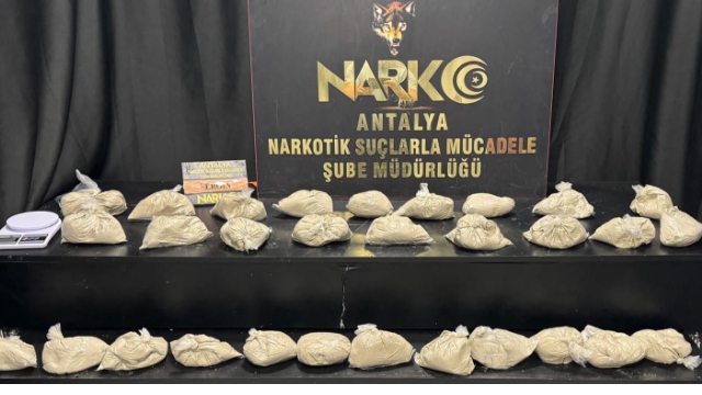 Kepez’de 15 kg eroin ele geçirildi