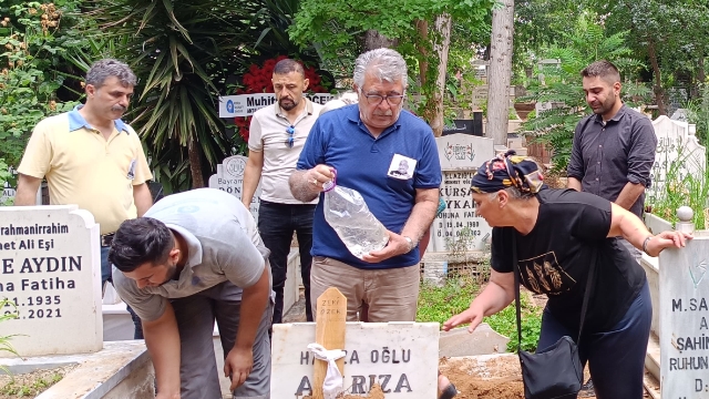 Zeki Özer gözyaşlarıyla uğurlandı