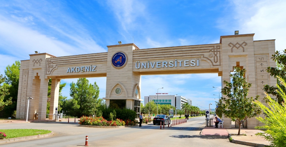 Üniversiteye 9 Bin Yeni Öğrenci kaydı