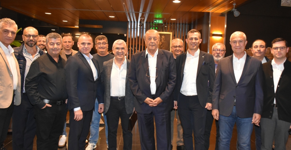 Nail Öztürk, Otomotiv Zirvesine Damga Vurdu!