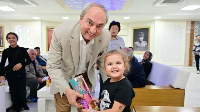 Sen çok yaşa minik Defne