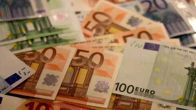 4 Bin Euro’yu otobüste unuttu