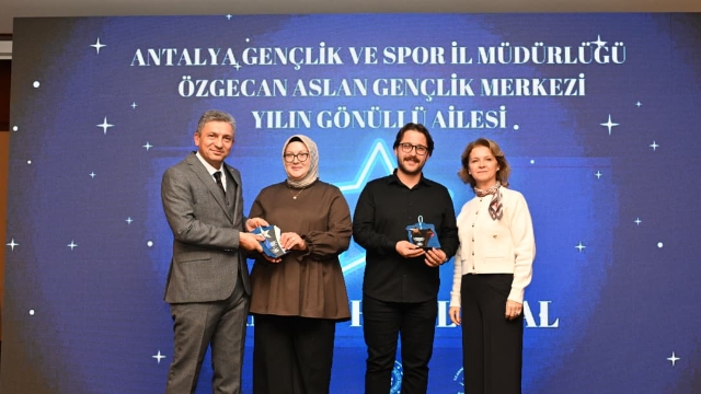 İyilikle Yükselen Gönüller Ödüllendirildi