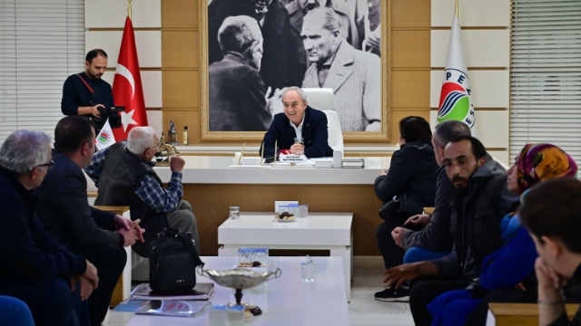 Kocagöz, halk gününde gönüllere dokundu