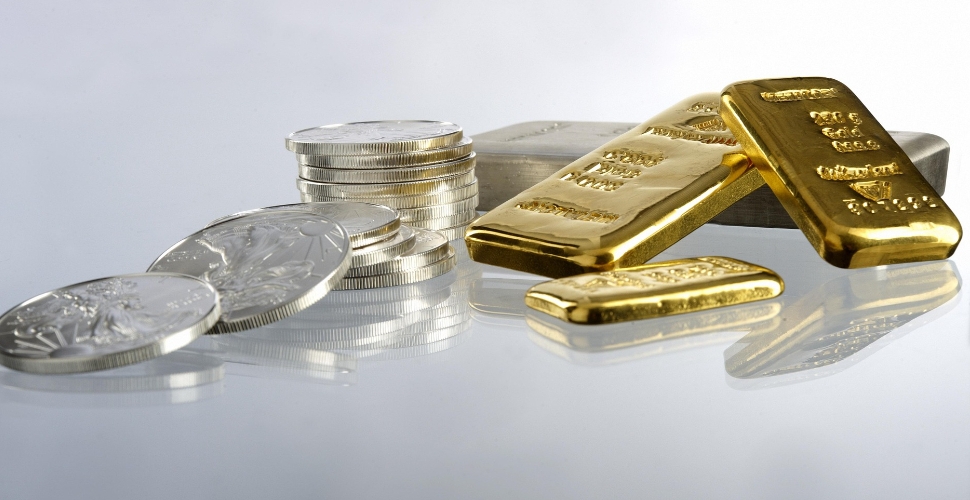 Altın ve gümüş çakıldı
