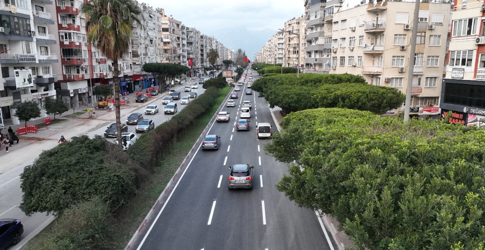 100. Yıl Bulvarı’nda 3. Etap asfalt çalışması tamamlandı